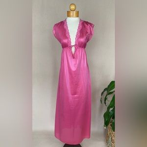 VINTAGE Barbiecore Pink Lingerie 60s or 70s Style